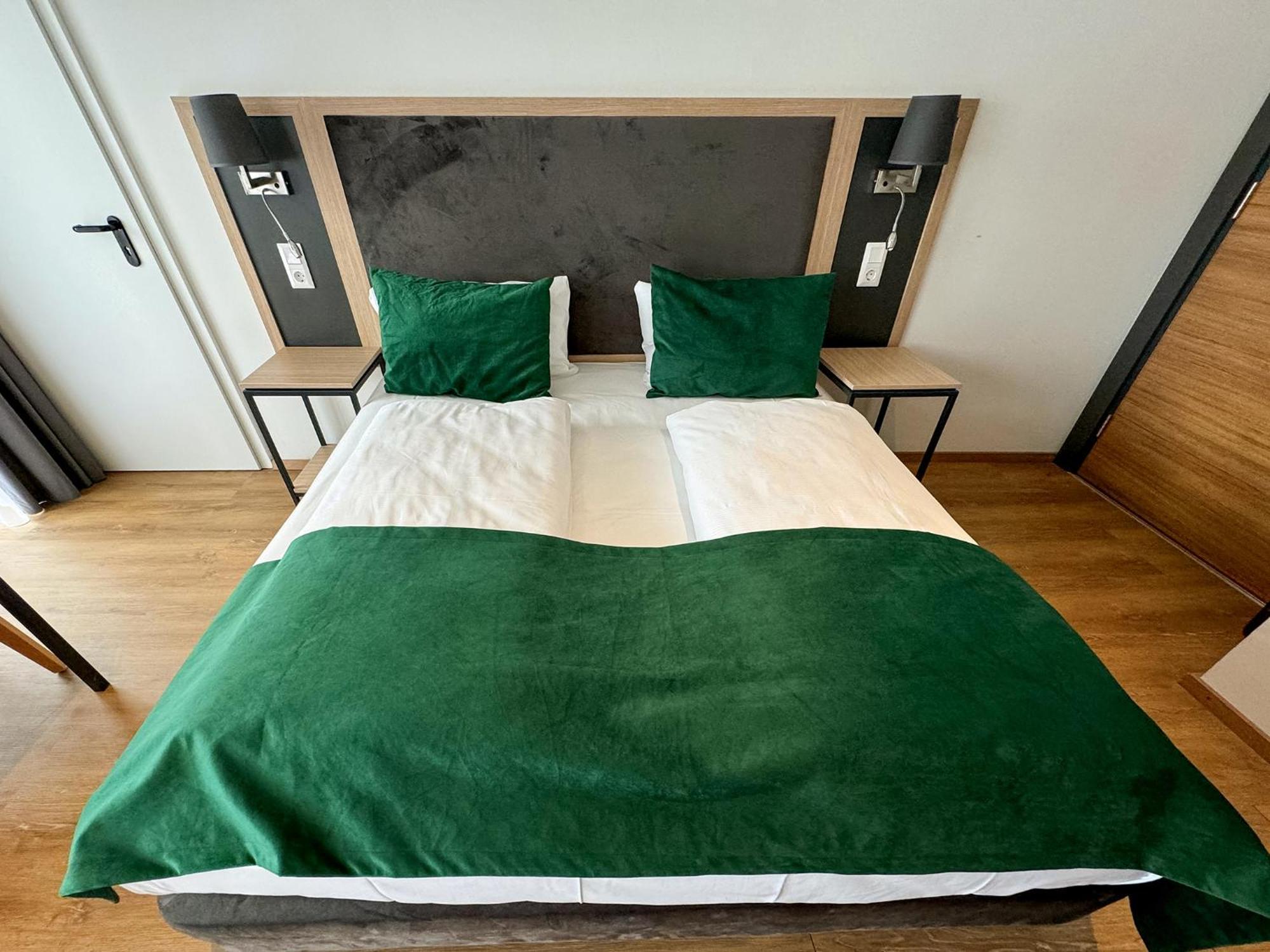 Dormero Hotel Ruesselsheim Airport-Frankfurt Ngoại thất bức ảnh